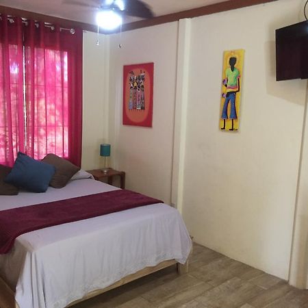 Suites Chile Verde Manzanillo  Dış mekan fotoğraf